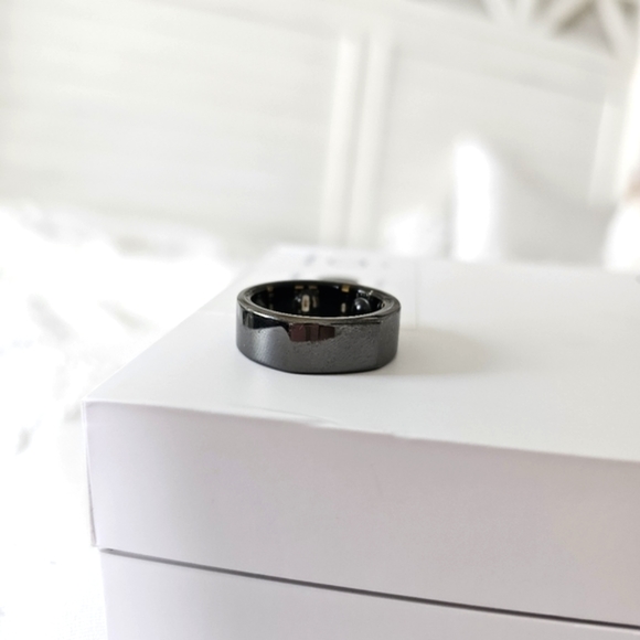 Oura Ring Gen3 Heritage Black Size 10 - Picture 2 of 7